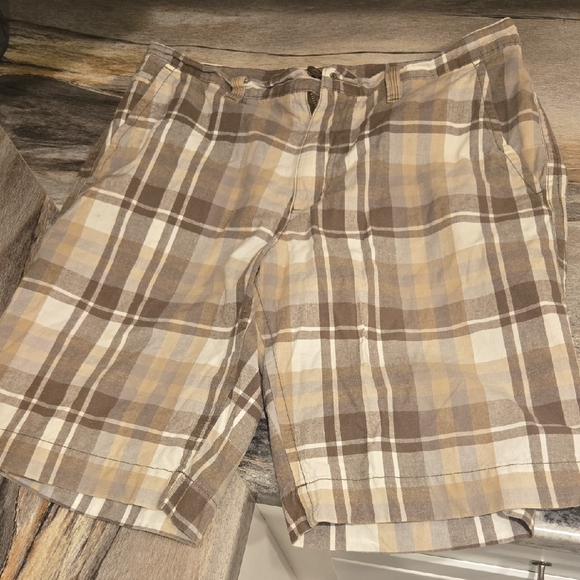 Sonoma Other - Sonoma Brown and Tan Plaid Shorts Men Size 33 Good Condition